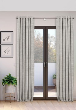 Cortina Ollaos hecha a mano con Lino Estival