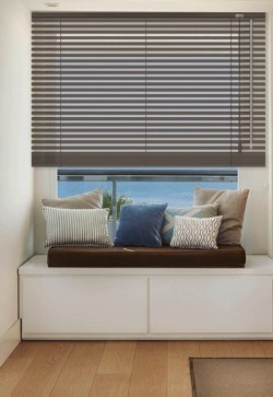 Persiana Veneciana de Aluminio Lama de 25 mm.