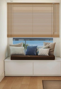 Persiana Veneciana de Aluminio Lama de 25 mm.