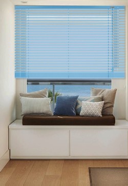 Persiana Veneciana de Aluminio Lama de 25 mm.