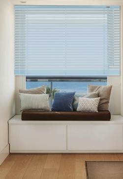 Persiana Veneciana de Aluminio Lama de 25 mm.